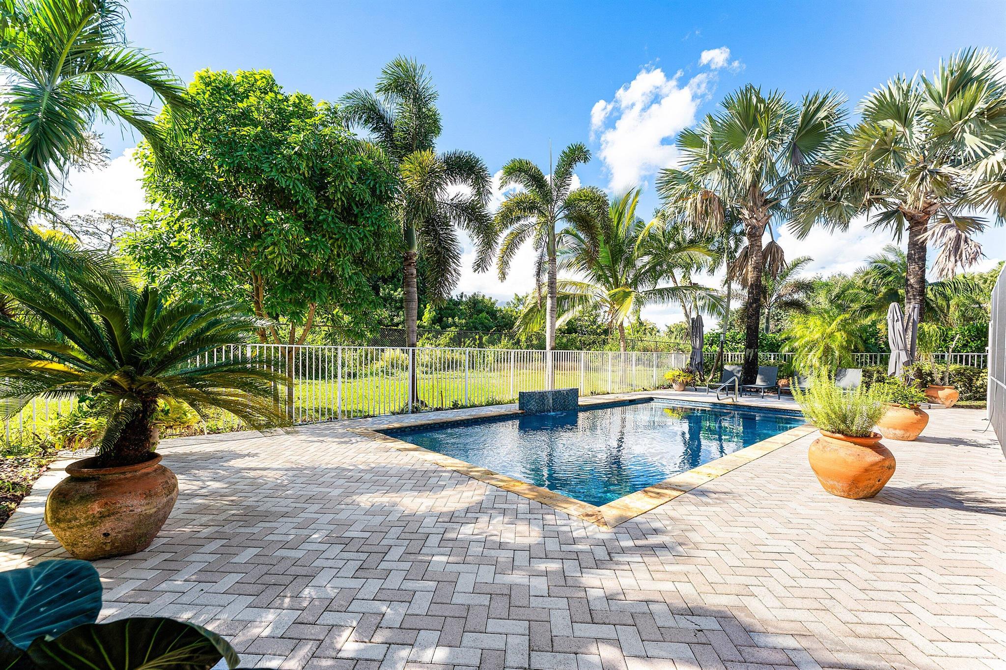 SHORES AT BOCA RATON - Residential