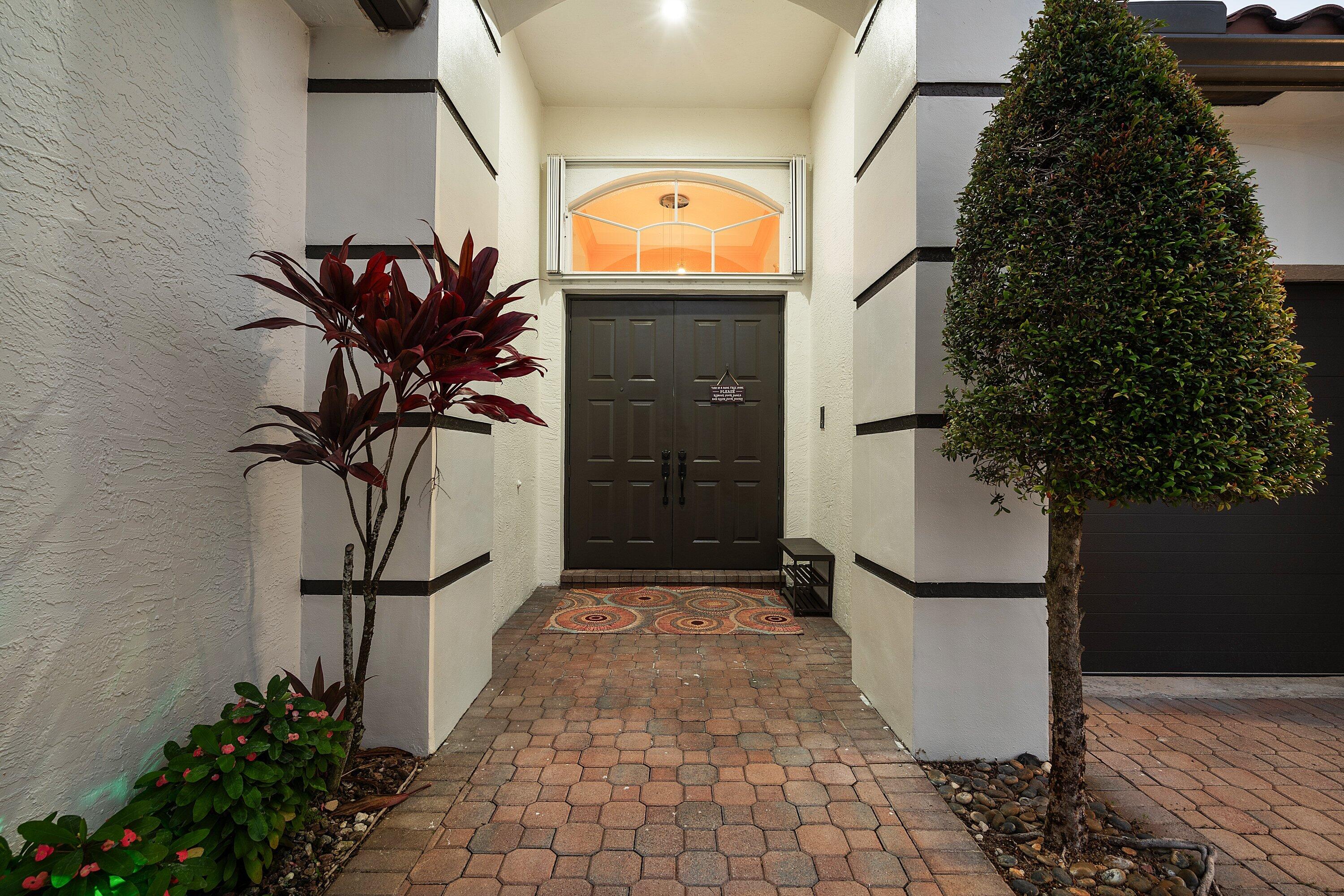 11301 Sea Grass Circle