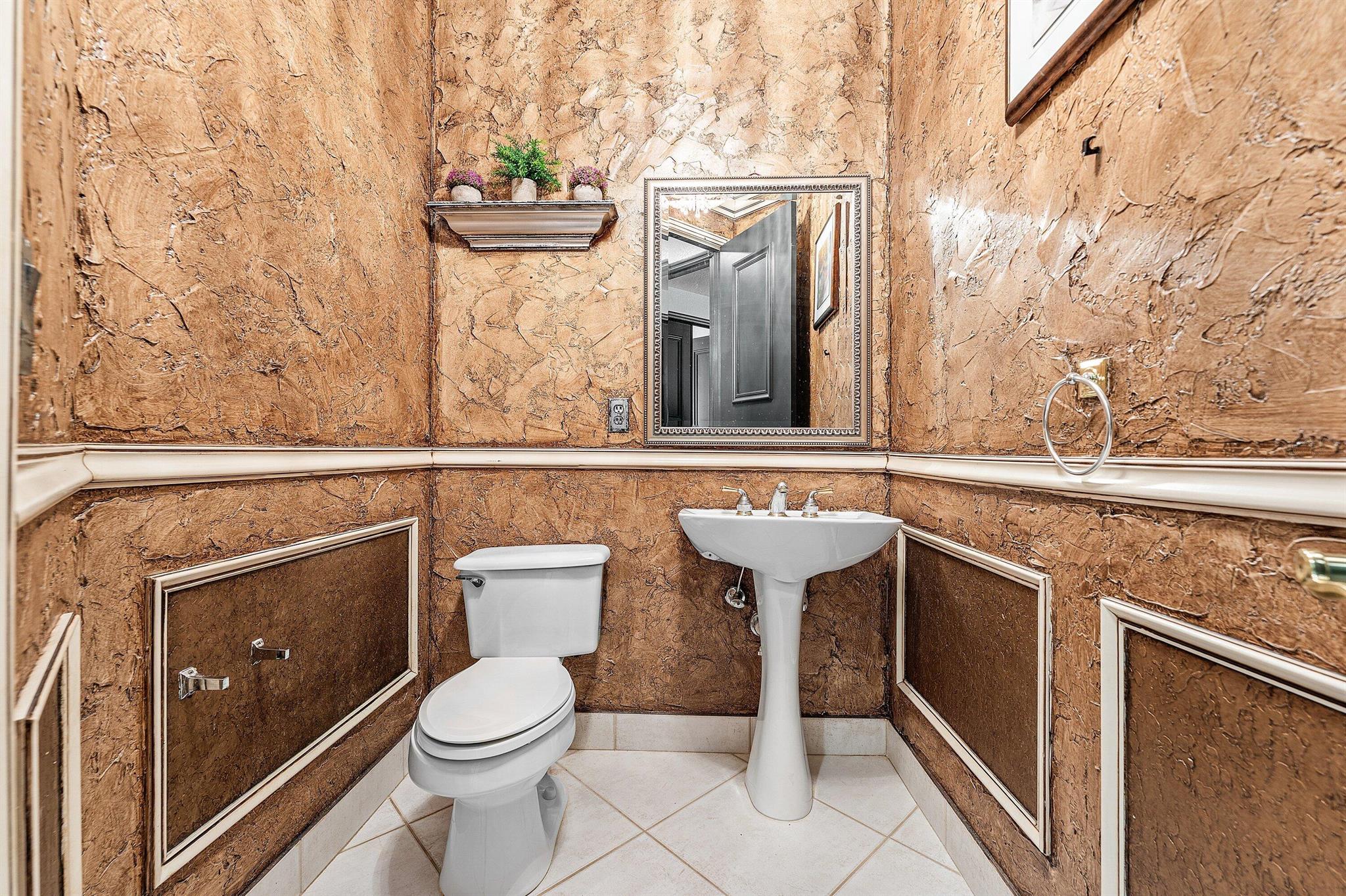 SHORES AT BOCA RATON - Residential