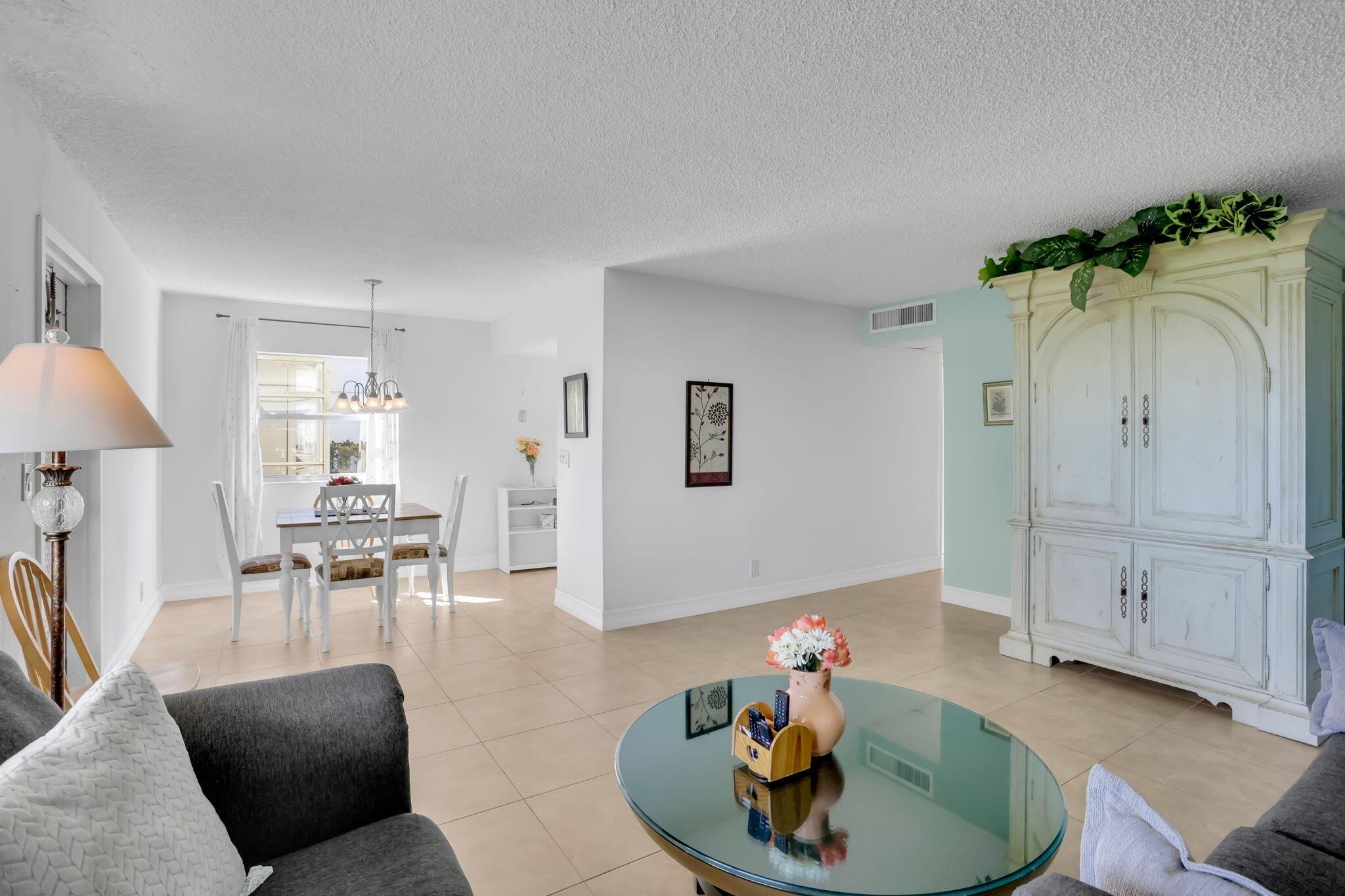 KINGS POINT TUSCANY CONDO - Residential