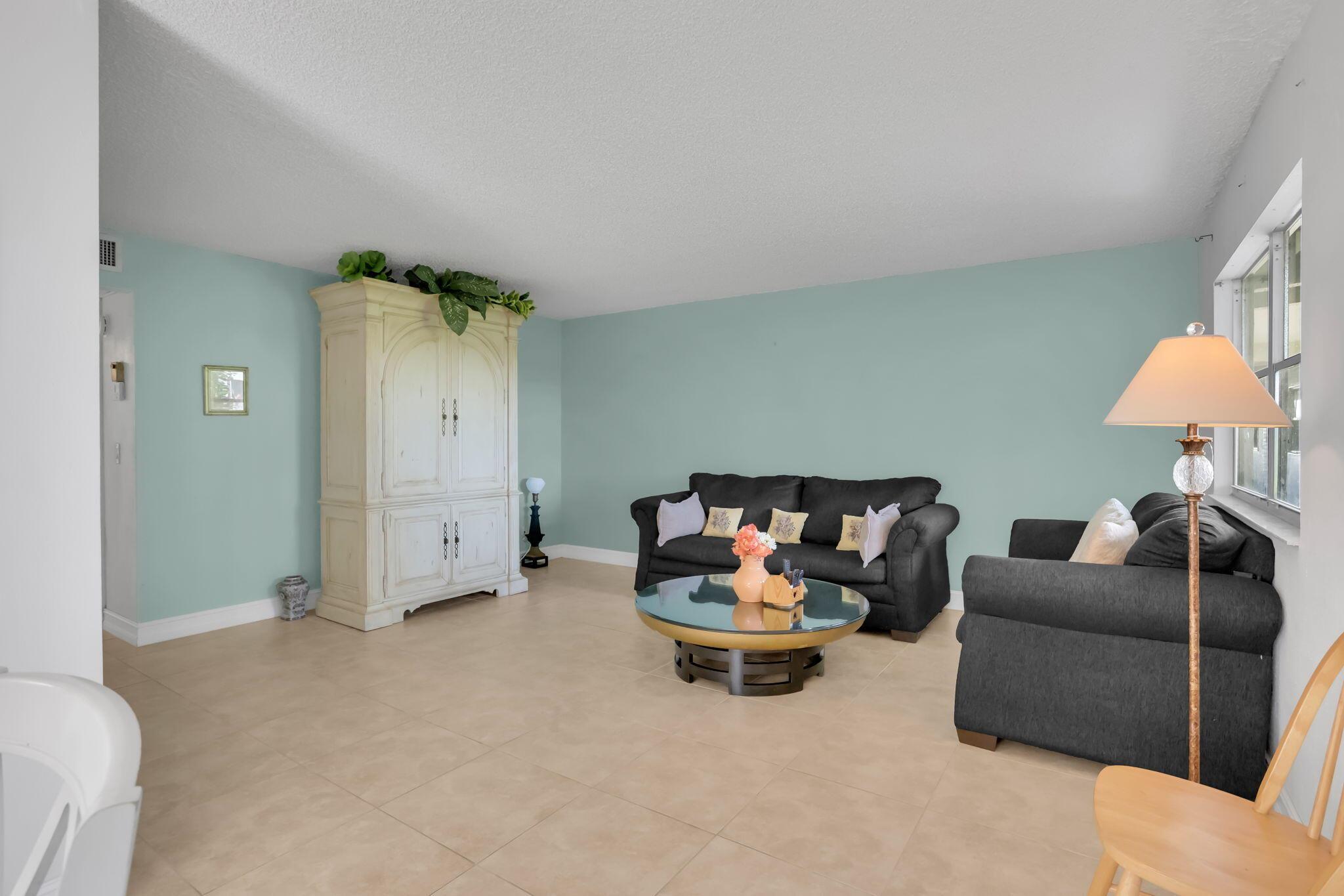 152 Tuscany C C