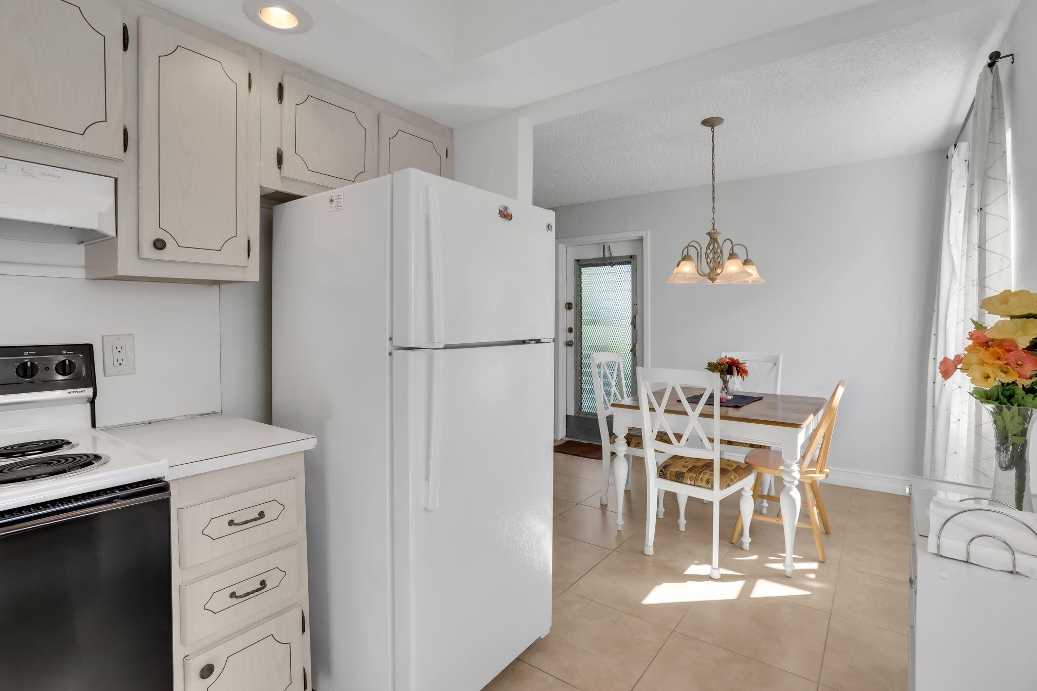 KINGS POINT TUSCANY CONDO - Residential