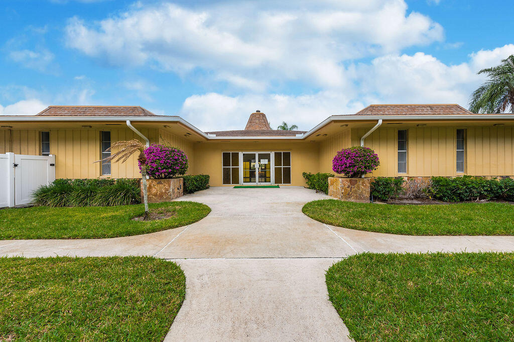 VILLAGE GREEN DORCHESTER CONDO - Residential