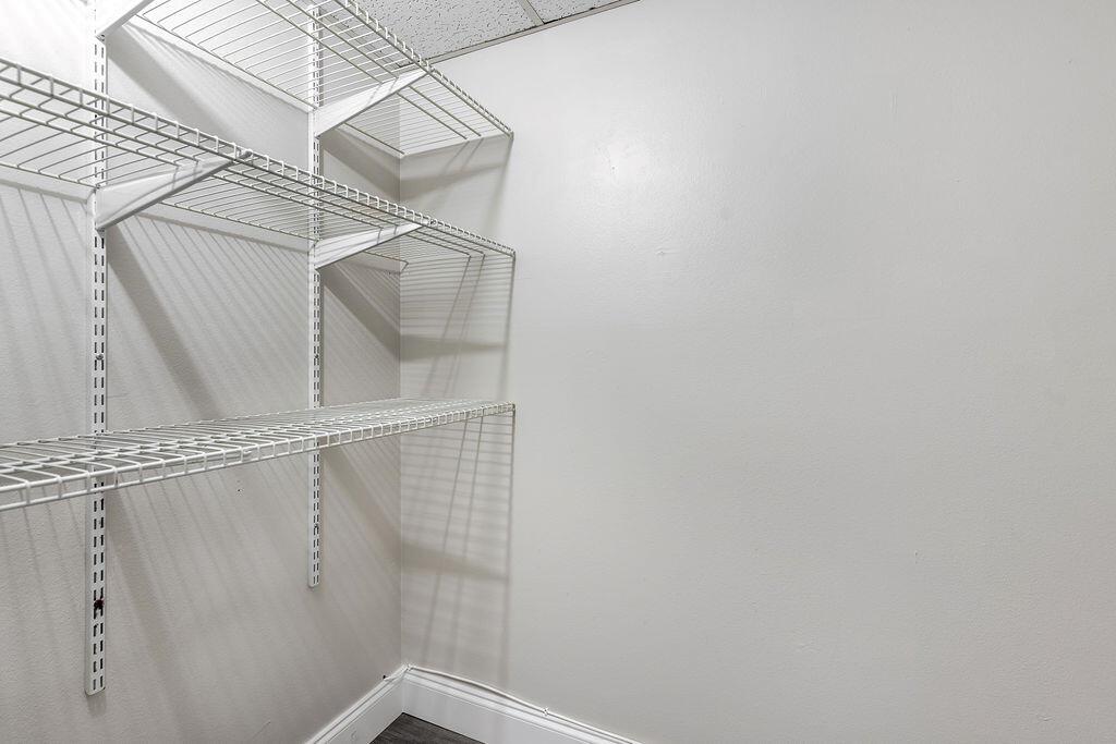 VILLAGE GREEN DORCHESTER - Residential