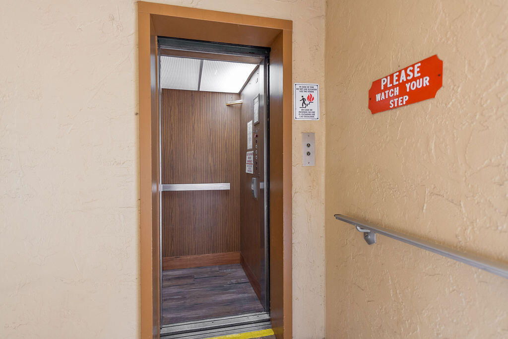 VILLAGE GREEN DORCHESTER CONDO - Residential