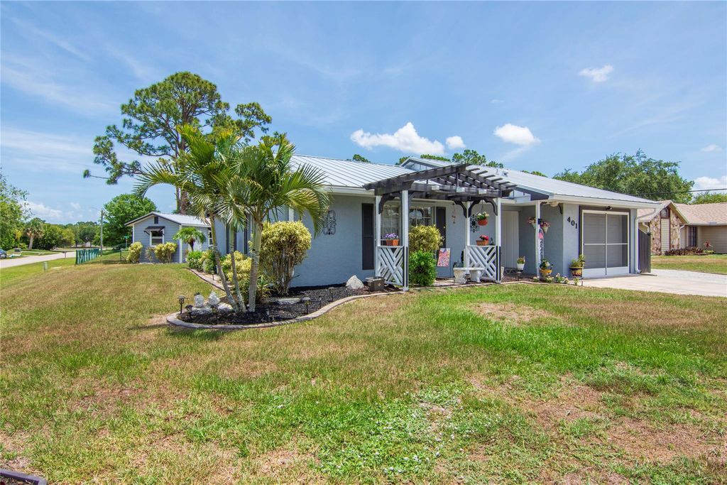 Photo of 401 Lloyd Street, Sebastian, FL 32958 (MLS # F10443477)