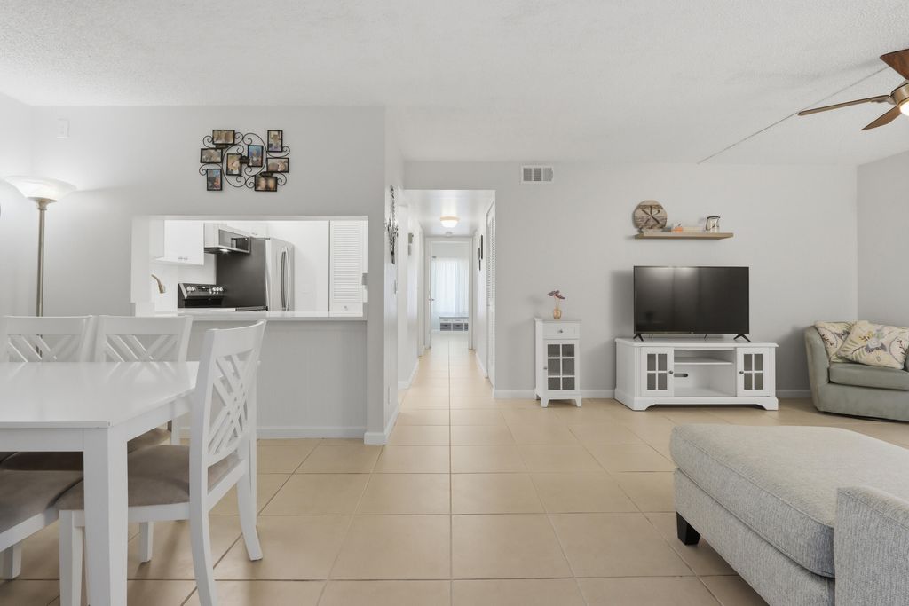 Photo of 627 Sea Pine Way #D1, Greenacres, FL 33415 (MLS # B26024254)