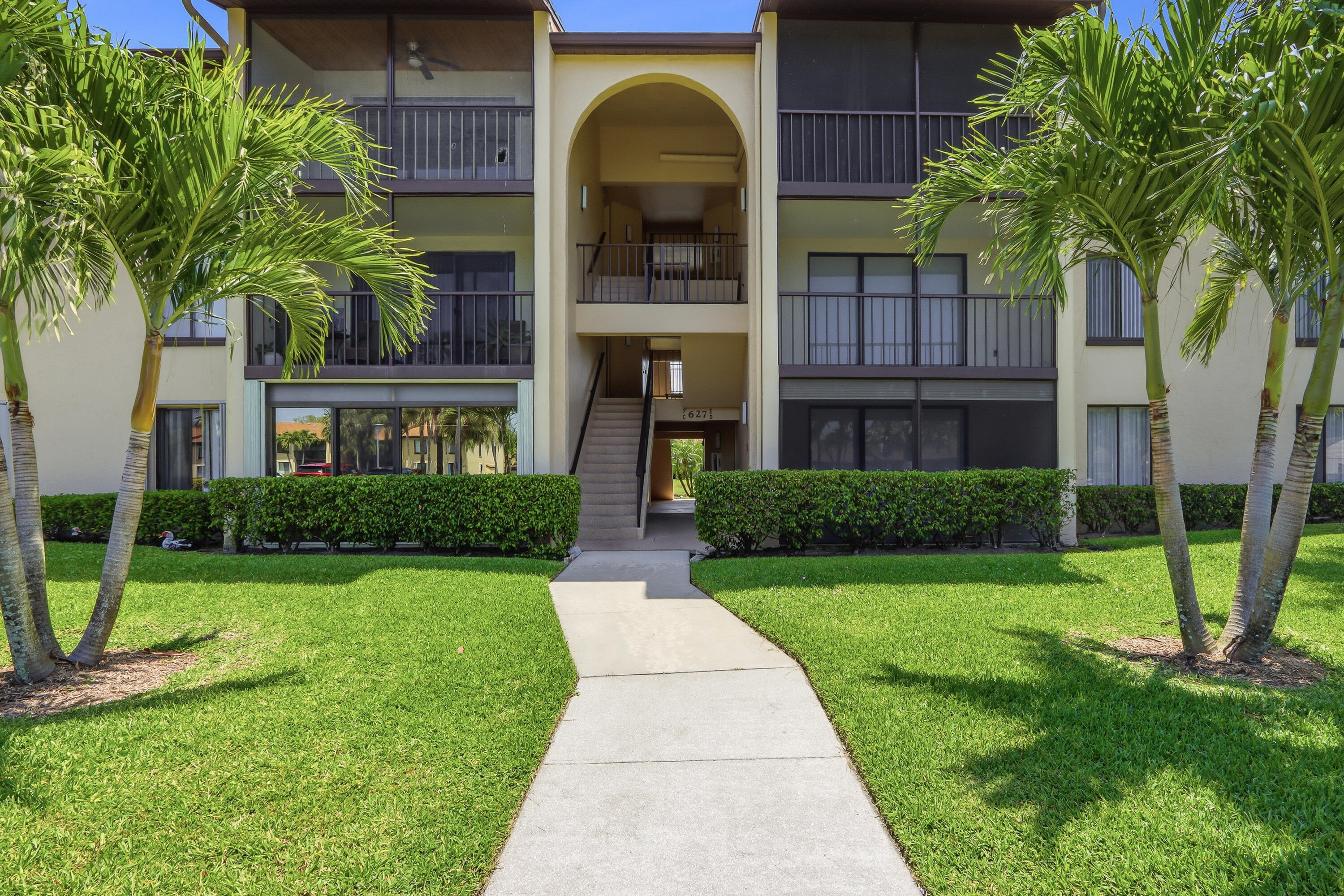 PINE RIDGE NORTH II CONDO - Residential