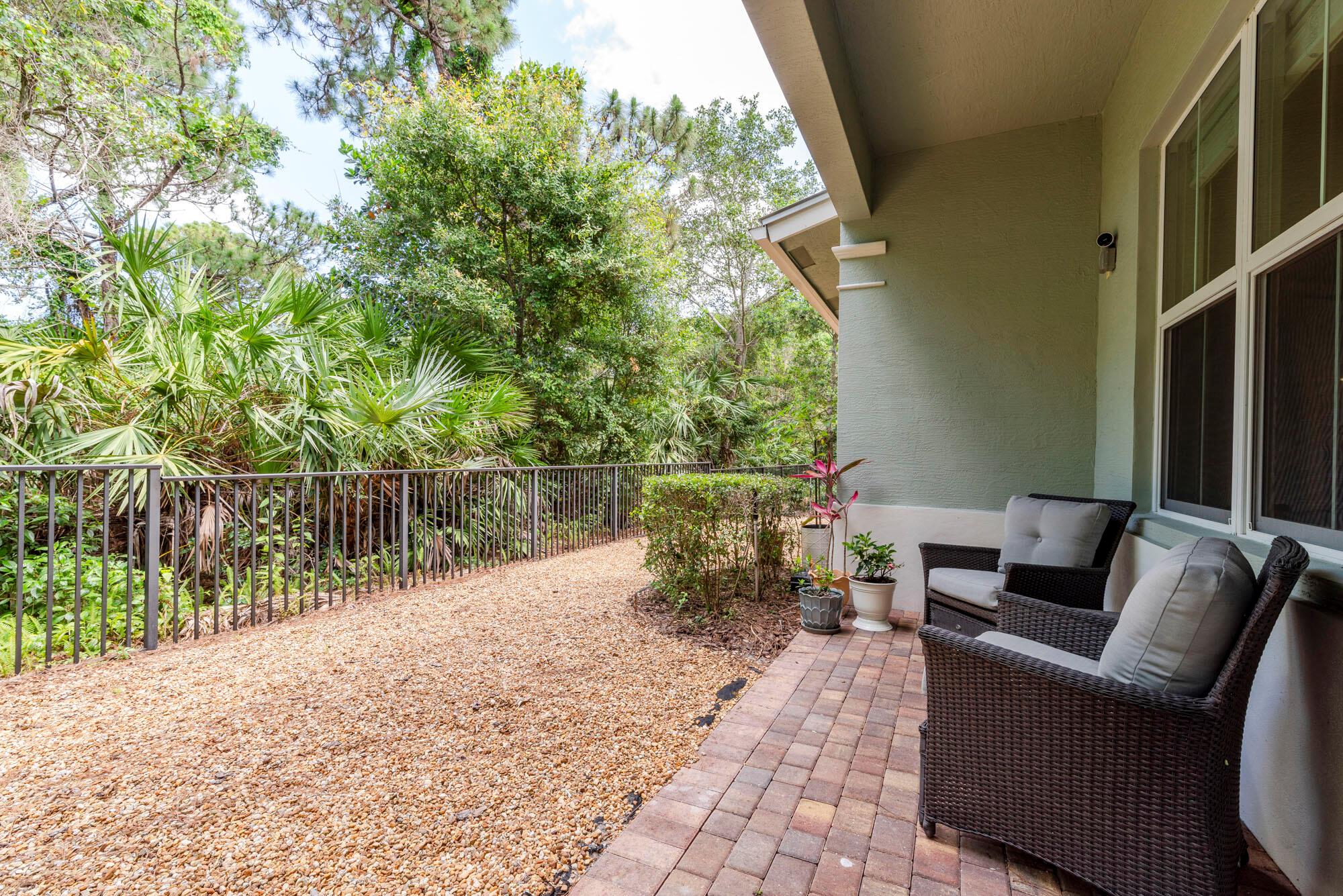 Hampton Cay - Residential