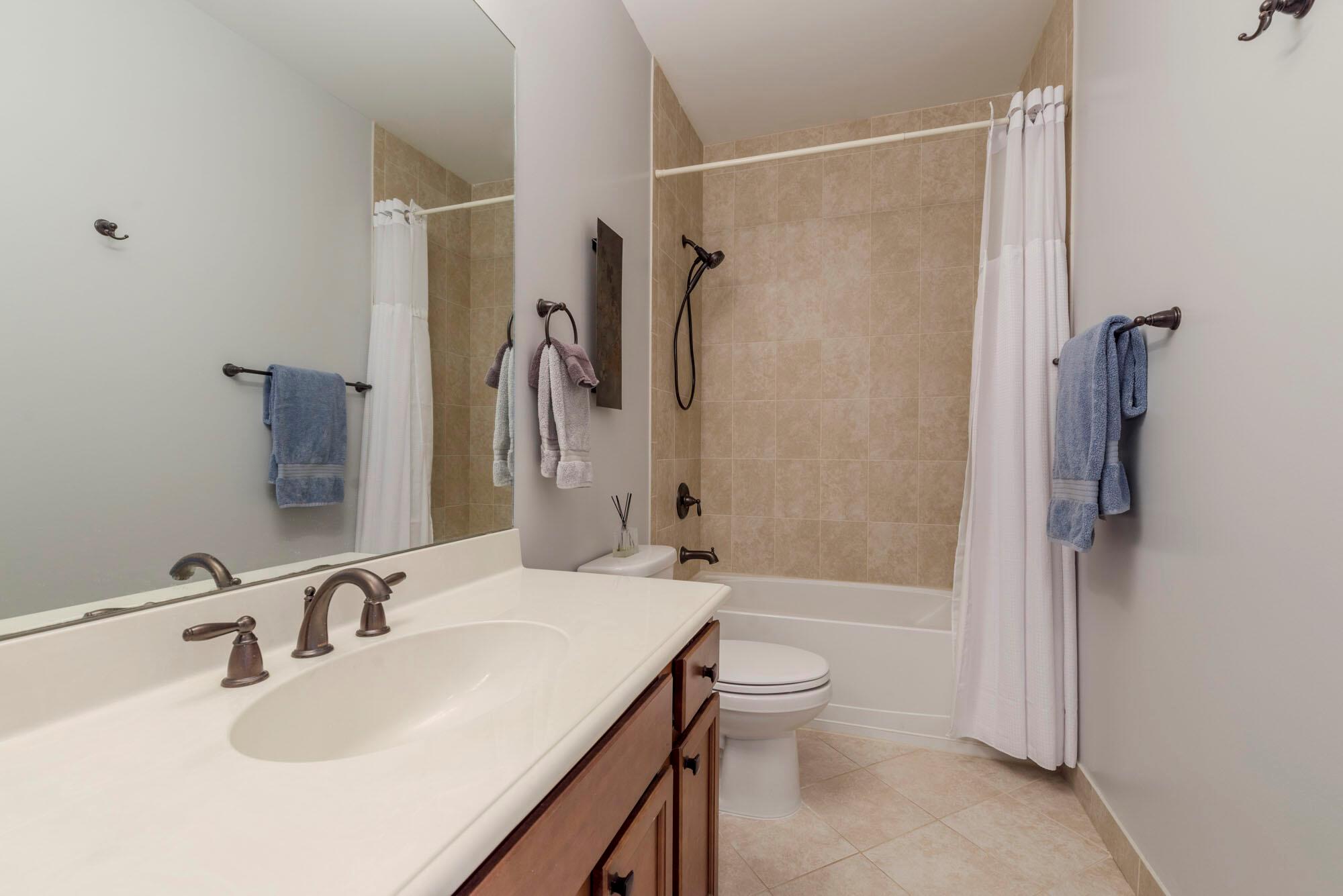 Hampton Cay - Residential