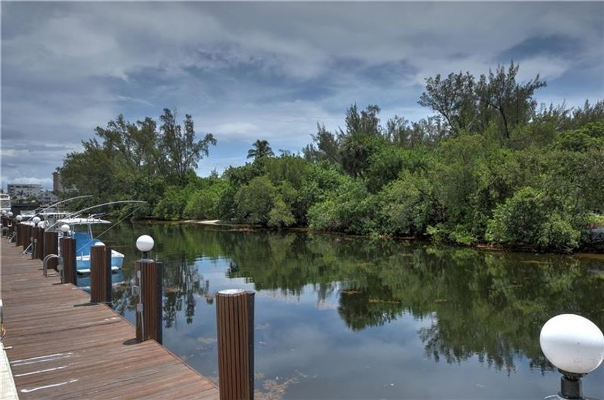 WOW!!!!TOTALLY REMODELED 1 ST FLOOR UNIT FABULOUS. WATERFRONT COMMUNITY. AT THIS DATE END OF AUGUST 2022 THERE IS BOAT DOCKAGE AVAILABLE.  TENANT OCCUPIED UNTIL DECEMBER 2022 PAYING 2200. PER MONTH.( PERHAPS THIS PERIOD CAN BE NEGOTIATED.) EASY TO SHOW AFTER 12. WALK TO THE BEACH AND INTRACOASTAL. CLOSE TO ALL SHOPS AND RESTAURANTS ,GOLFING AND MAJOR HIGHWAYS. AMAZING LOCATION