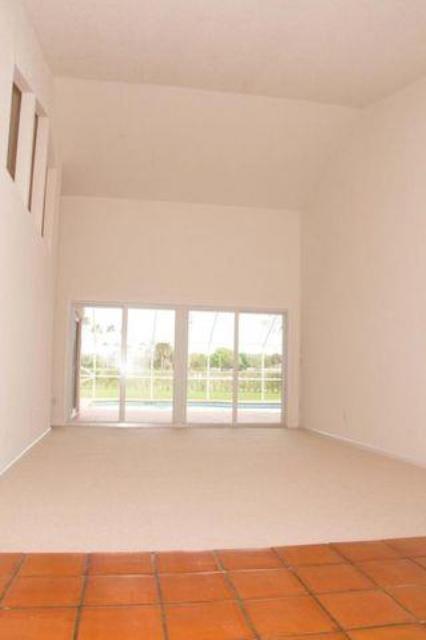 MEADOW WOOD OF THE LANDIN - Residential