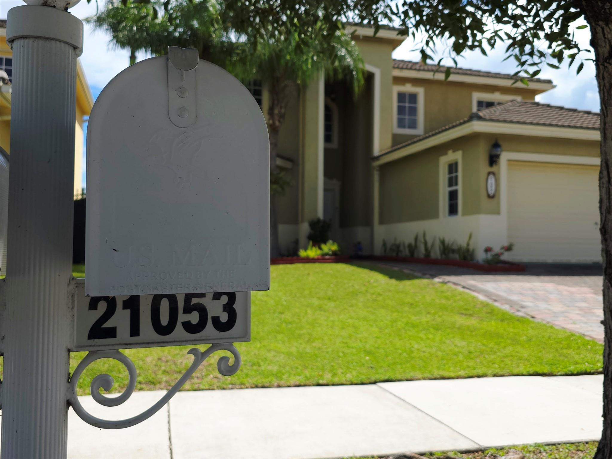 Pelican Bay At Old Cutler - Residential