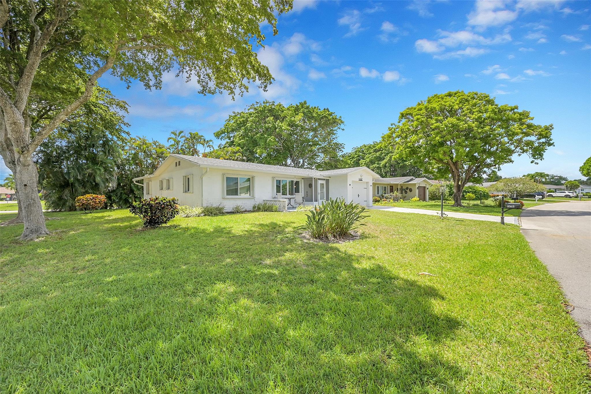 14387 Amapola Drive