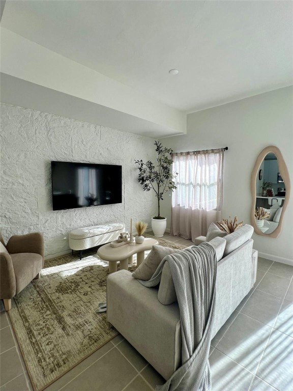 2526 Pierce Street 4