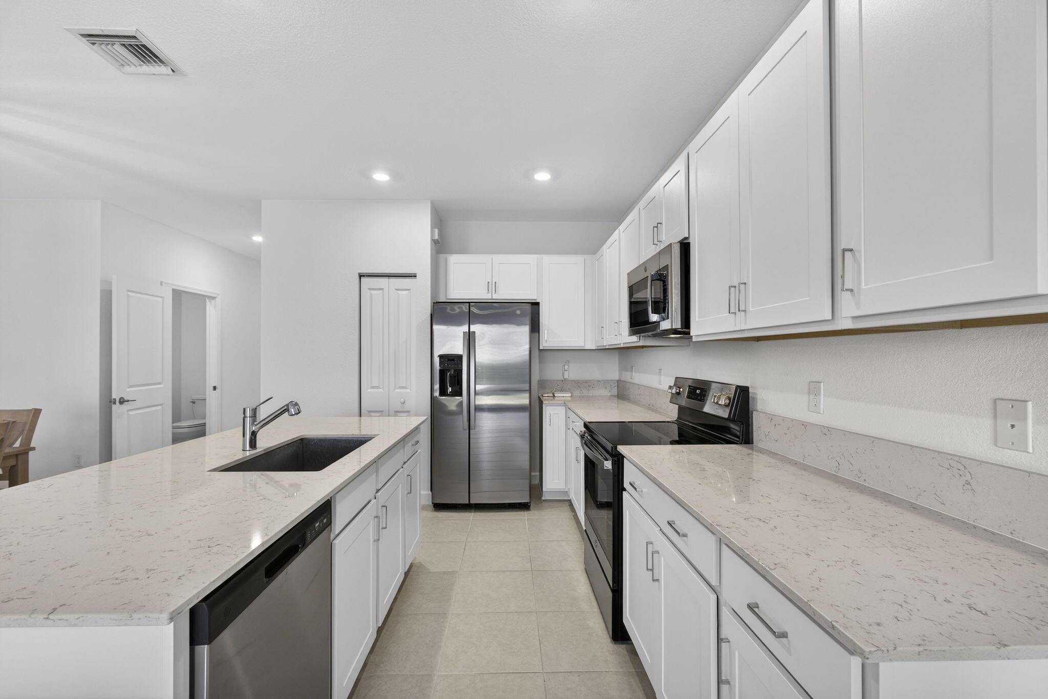 VERANDA PLAT NO. 9 - Residential Lease