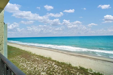 A home in Jensen Beach