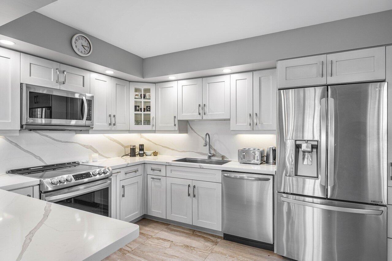 QUAIL RIDGE - Residential