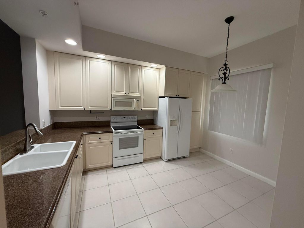 Photo of 20 Harbour Isle Drive W #Ph01, Fort Pierce, FL 34949 (MLS # B26023314)