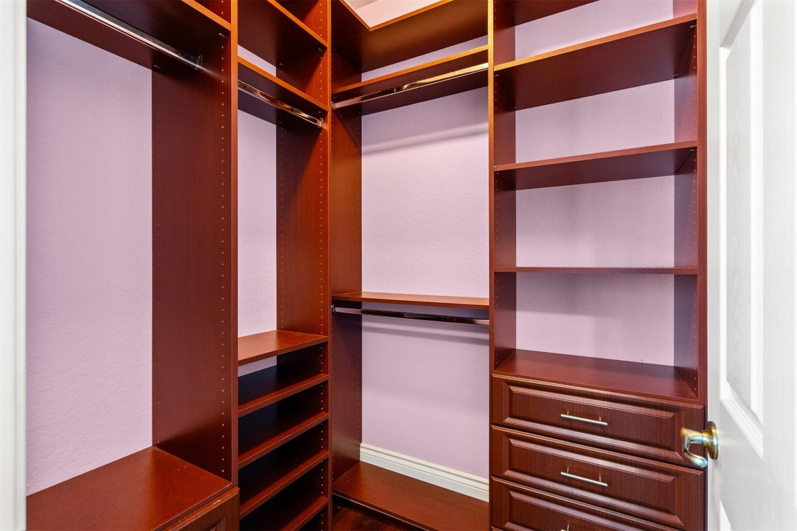 Rolling Hills Golf Estate - Residential