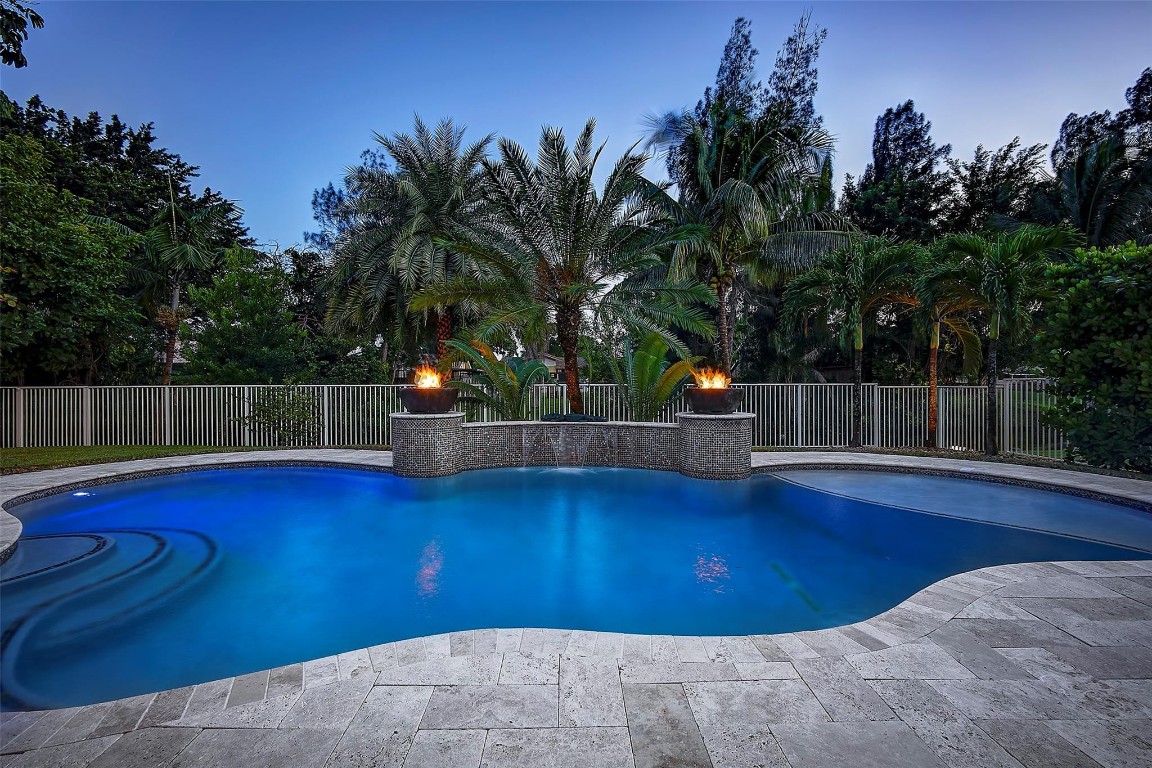 Rolling Hills Golf Estate - Residential