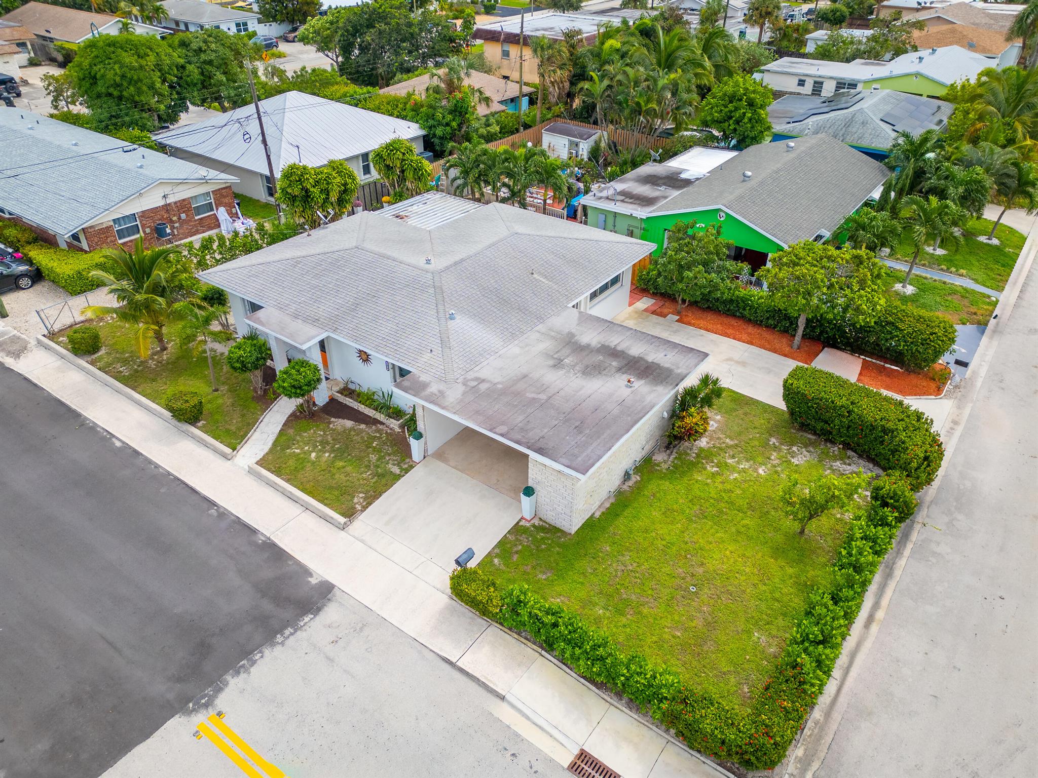 NORTH LAKE WORTH - Residential