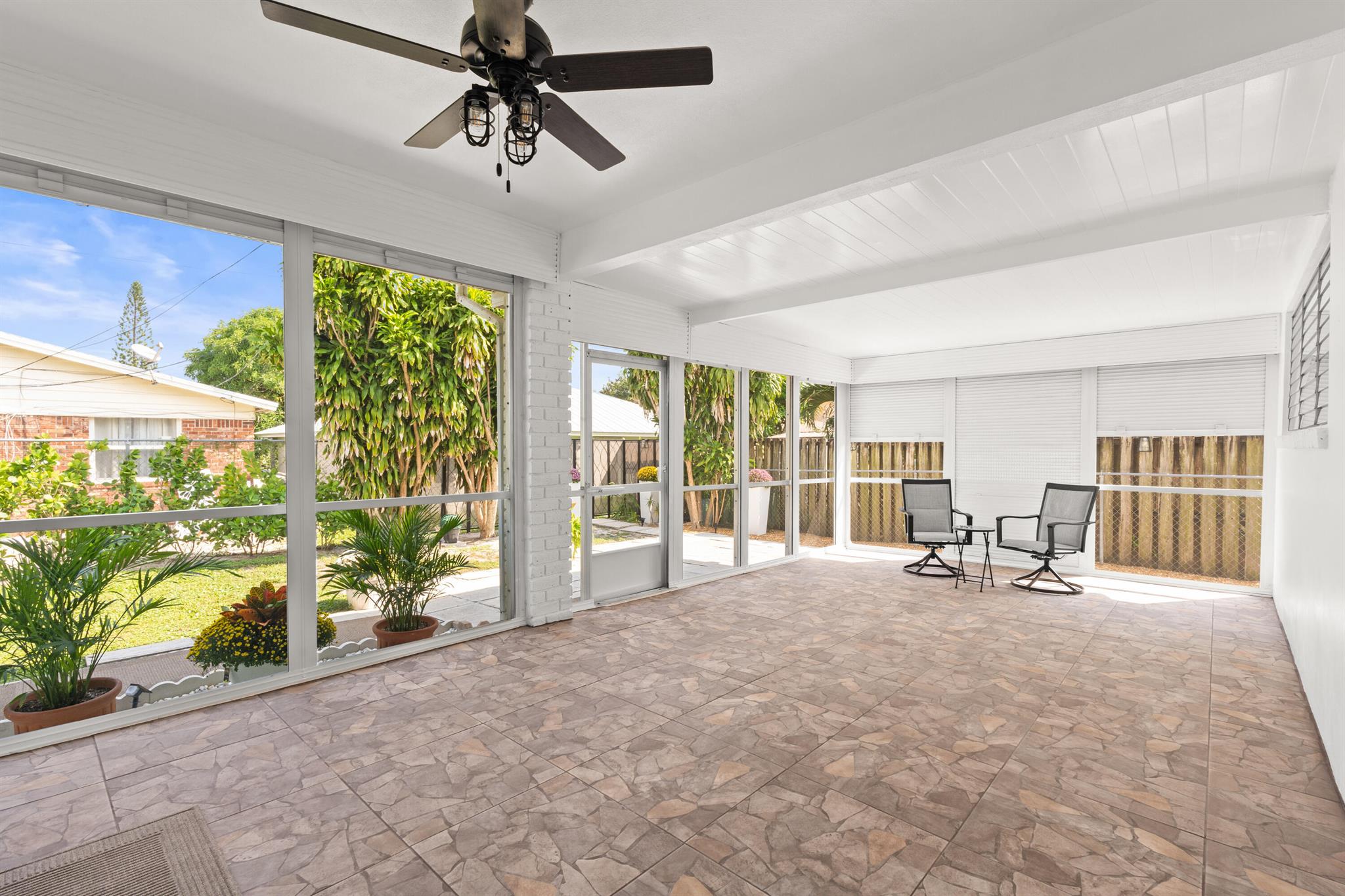 NORTH LAKE WORTH - Residential