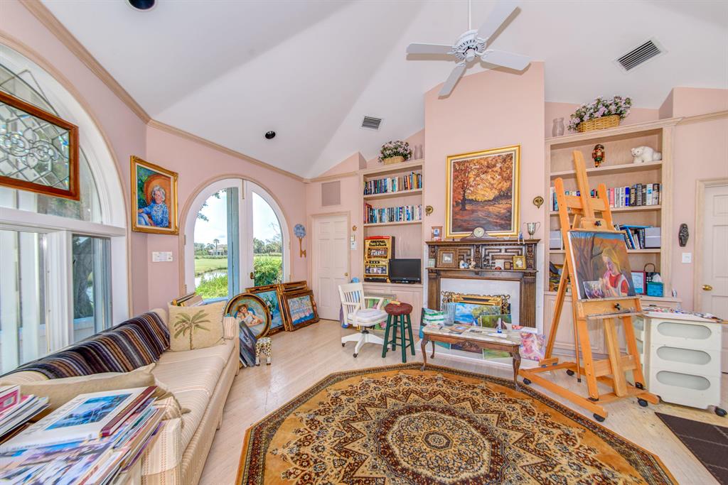 OLD PORT VILLAGE 2/ LOST - Residential