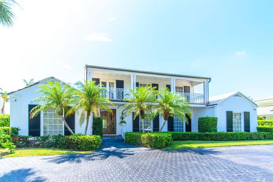 Enjoy a spectacular South view of the golf course. This 2 story residence is complete with a family room, living room, formal dining room, loggia and a 1 bedroom, 1 bath guest house. The eat-in kitchen overlooks the 3rd fairway.