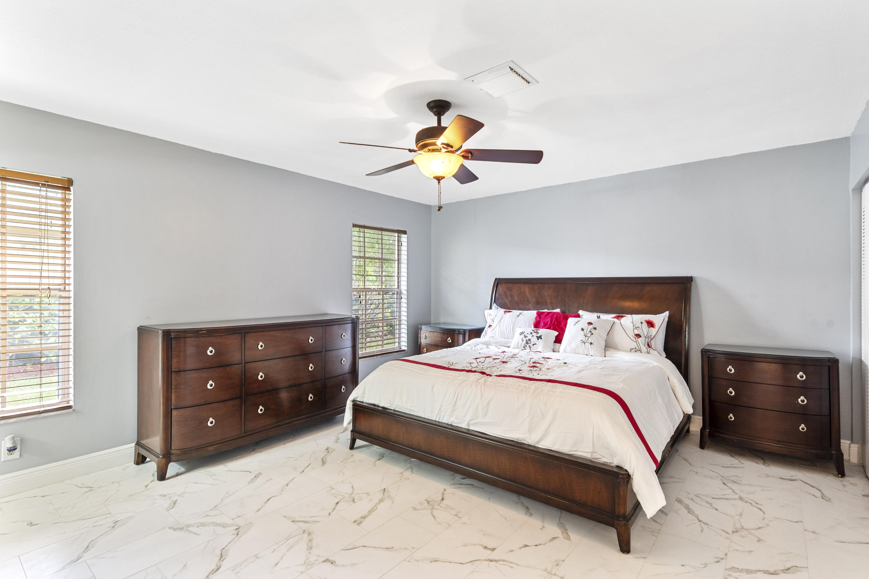 LAUREL HILLS 2ND ADD - Residential Lease