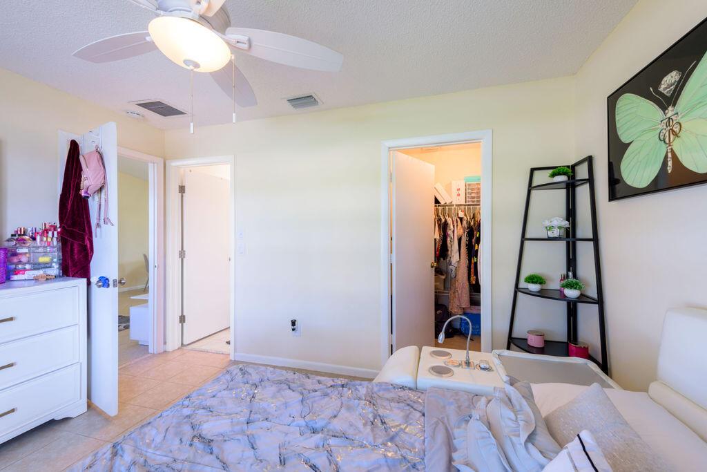 PORT ST LUCIE SECTION 9 - Residential