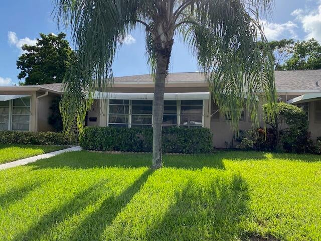 Photo of 1387 HIGH POINT Way NW #B, Delray Beach, FL 33445 (MLS # B26072845)