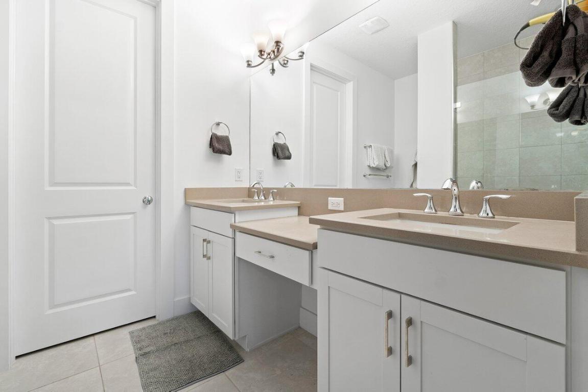 ALTON - Residential Lease