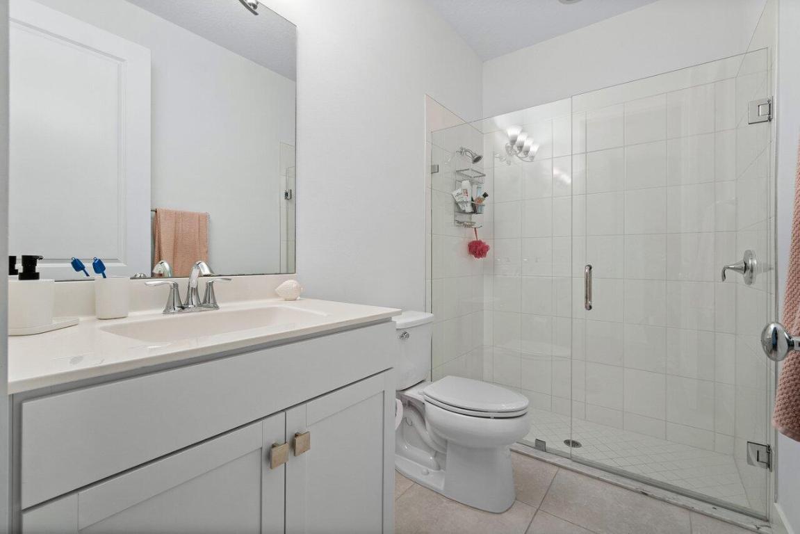 ALTON - Residential Lease