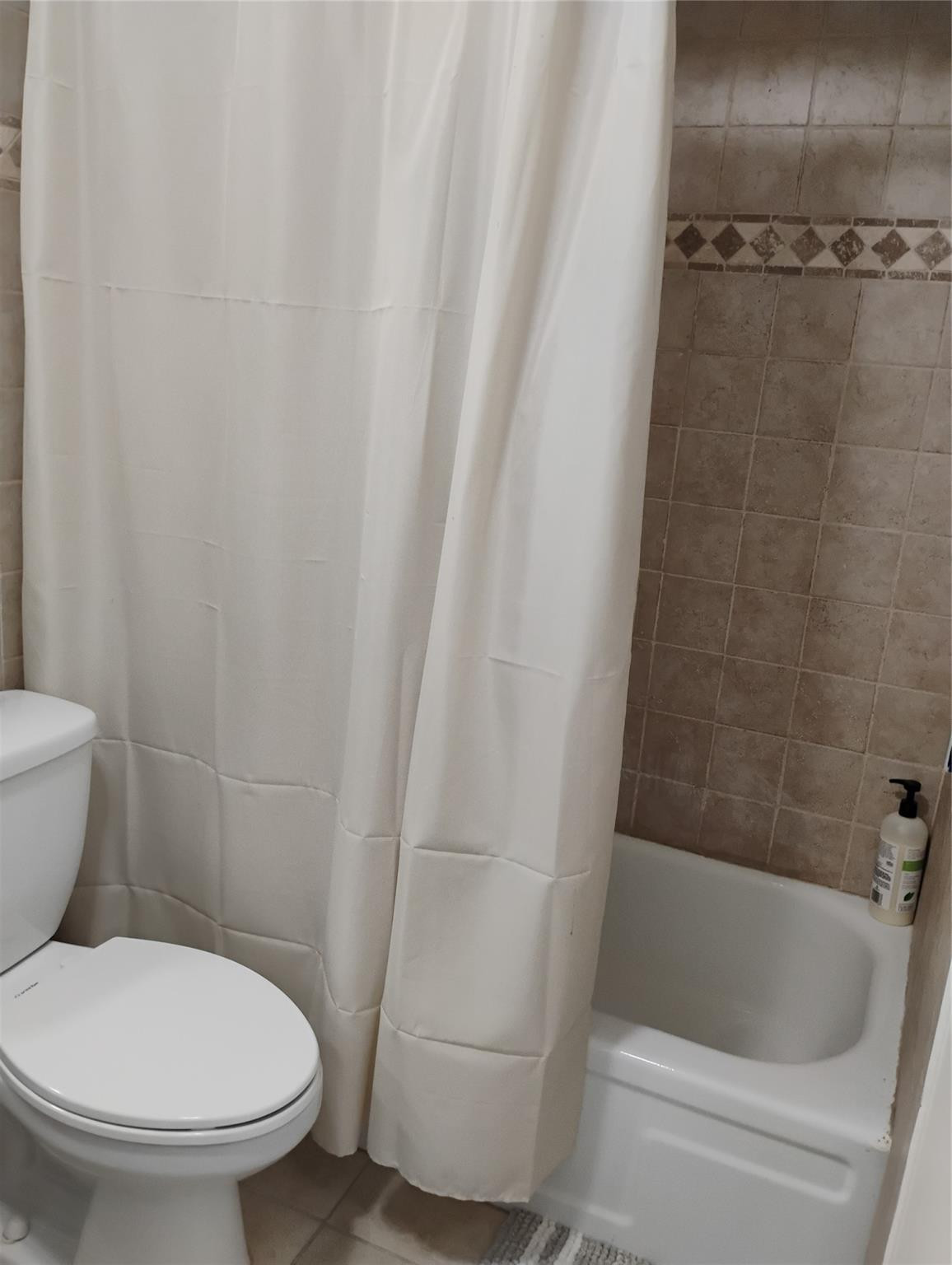 Lauderdale Oaks - Residential