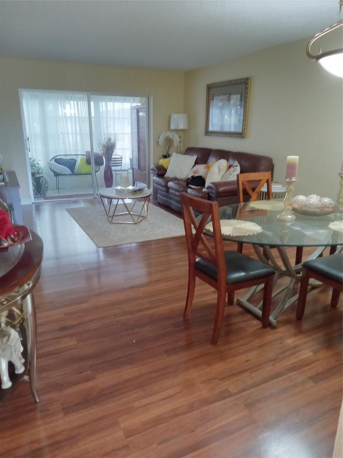 Lauderdale Oaks - Residential