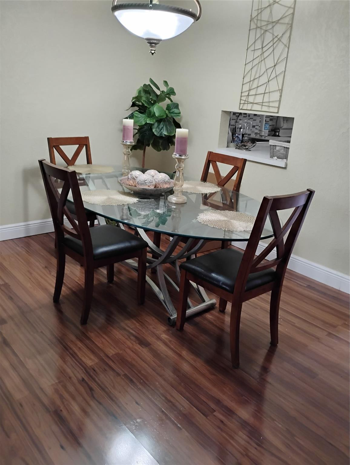 Lauderdale Oaks - Residential