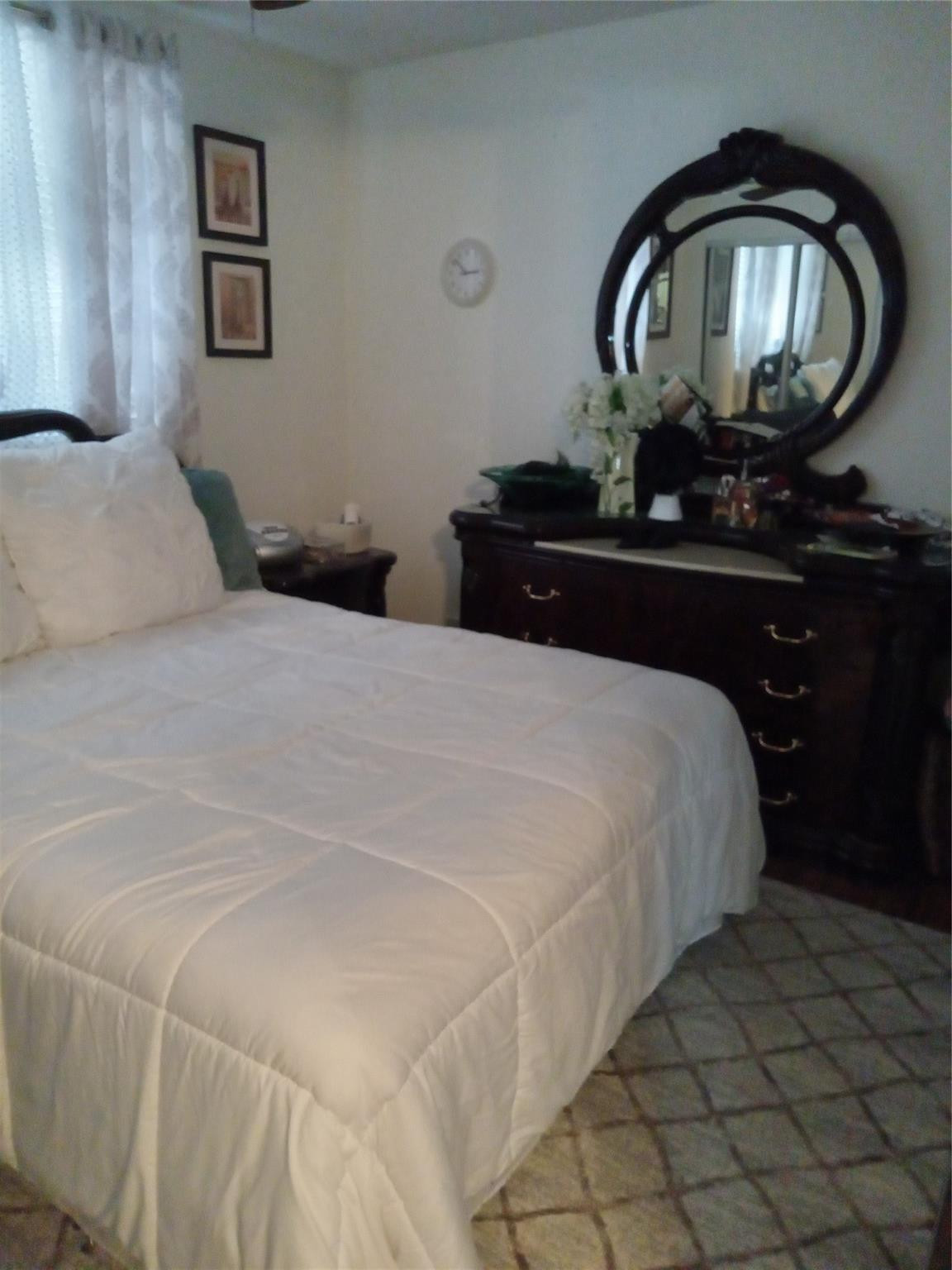 Lauderdale Oaks - Residential