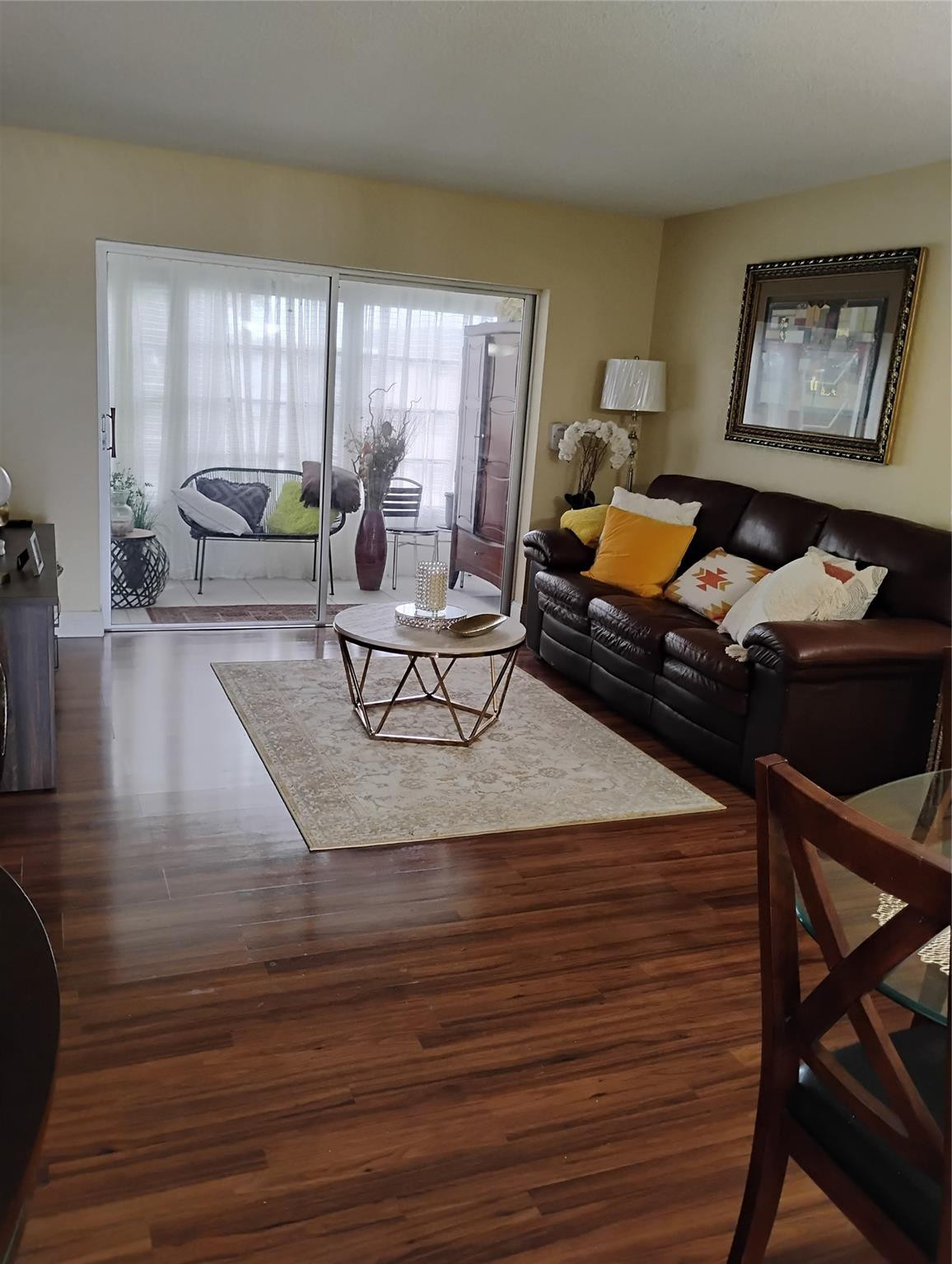 Lauderdale Oaks - Residential