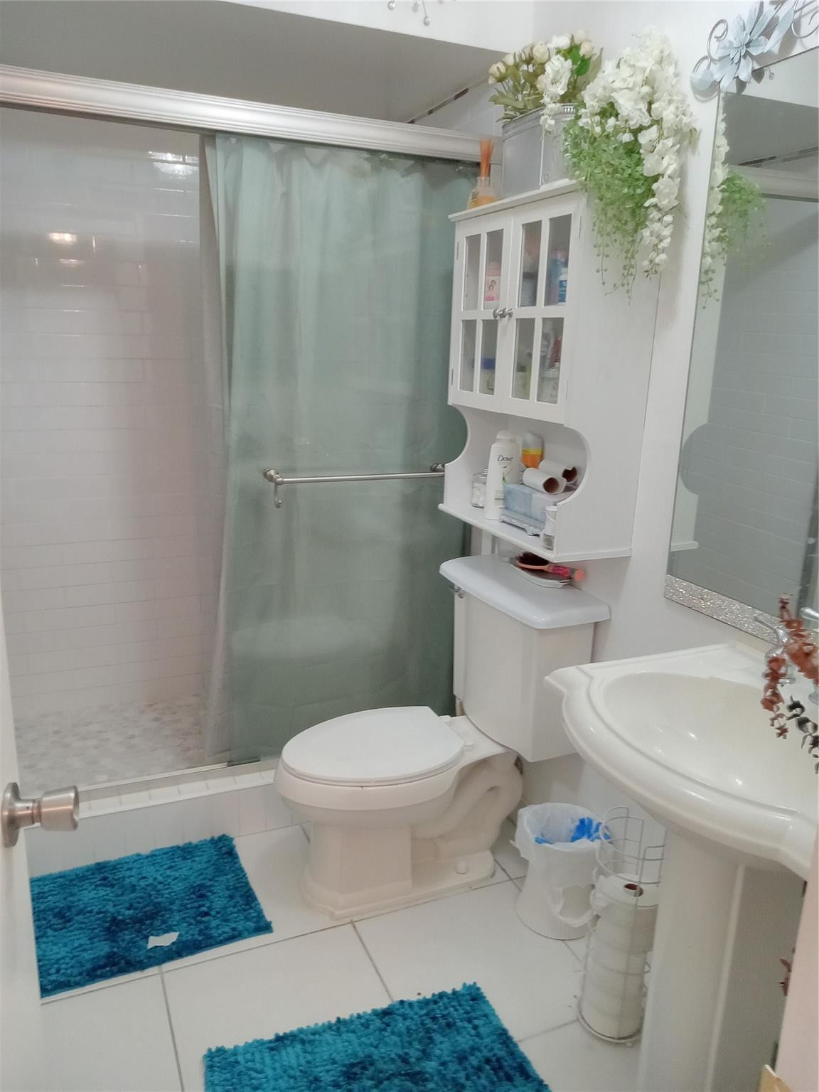 Lauderdale Oaks - Residential