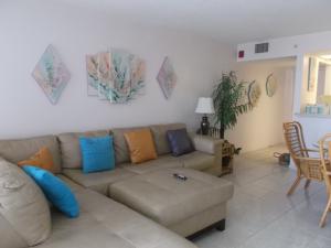 ISLAND BEACH RESORT (CLUB) - Residential