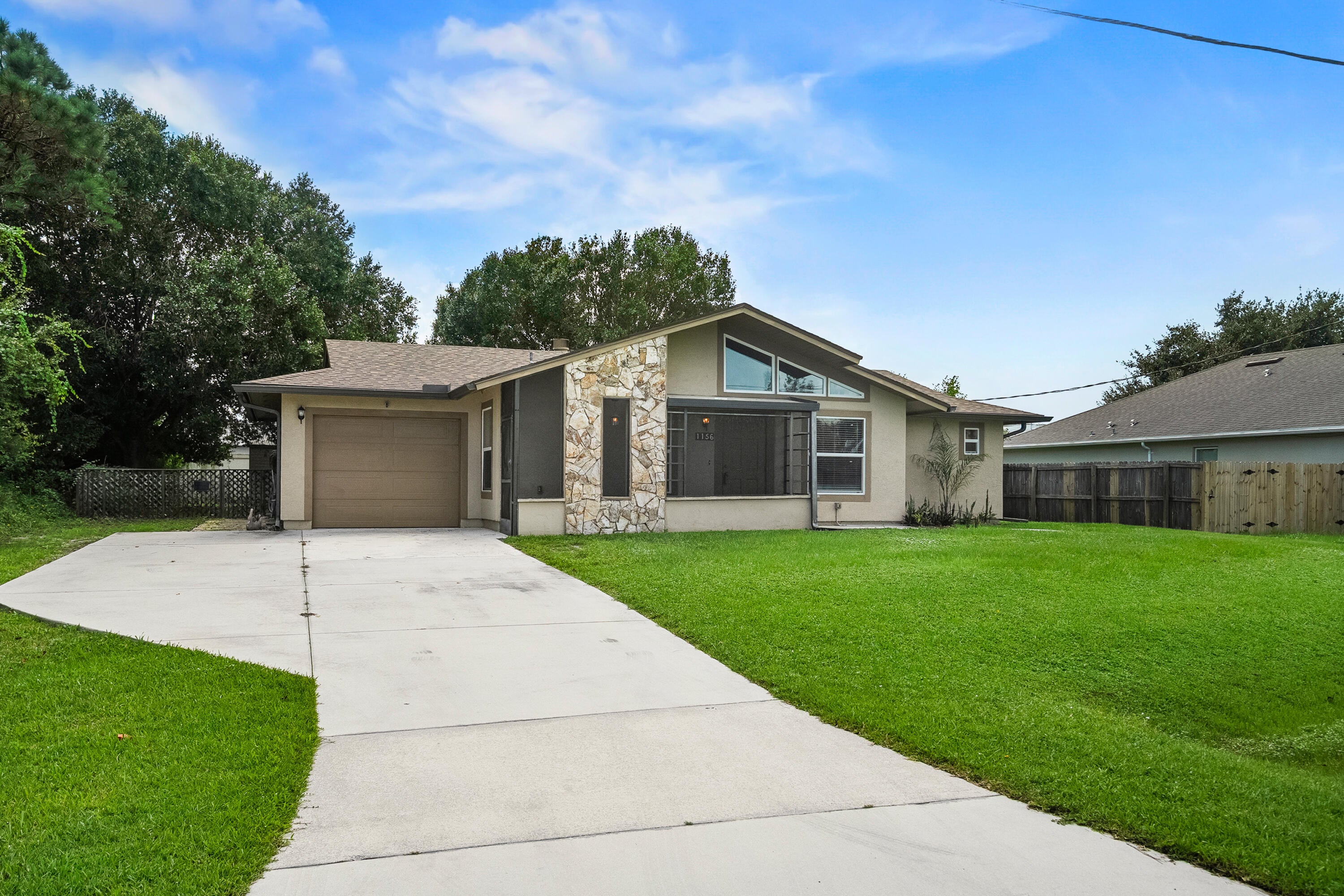 1156 SW COLEMAN Avenue, Port St Lucie, FL, 34953/$299,000 3 1156 SW COLEMAN Avenue