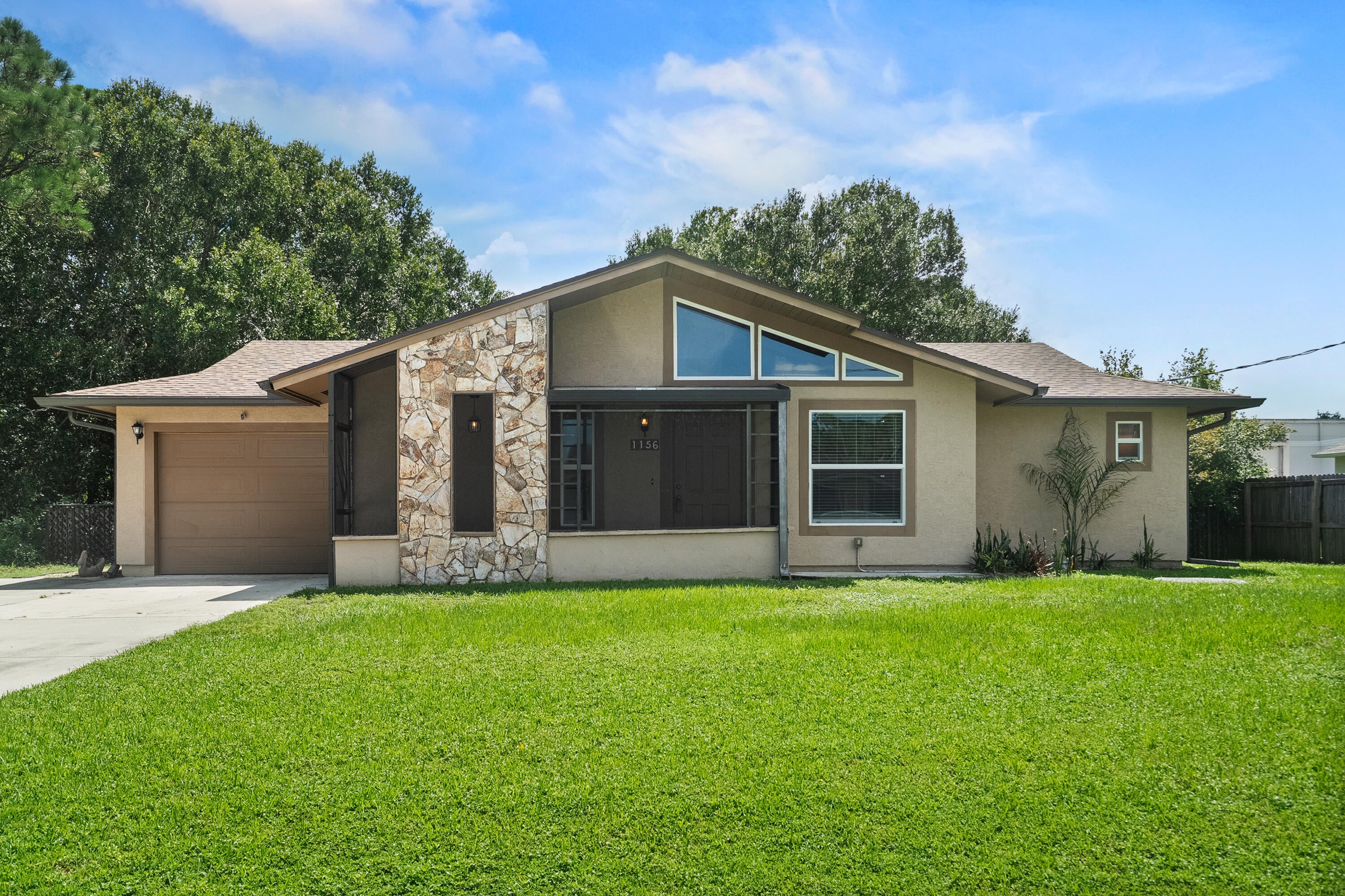 1156 SW COLEMAN Avenue, Port St Lucie, FL, 34953/$299,000 1 1156 SW COLEMAN Avenue
