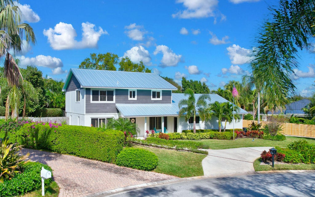 Photo of 26 Rio Vista Drive, Sewalls Point, FL 34996 (MLS # R11025788)