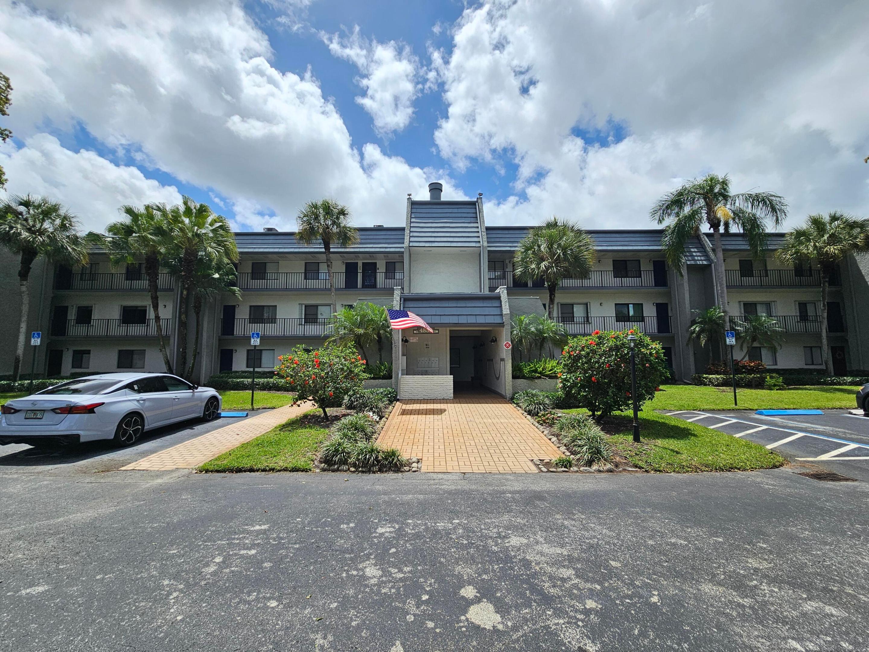 4833 Esedra Court 201