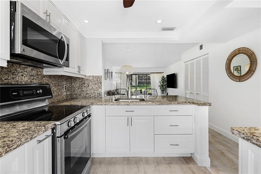 MEADOWRIDGE - Residential