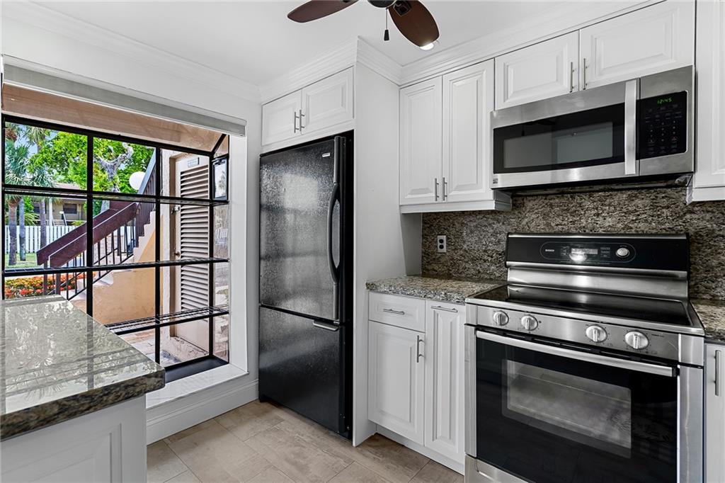 MEADOWRIDGE - Residential