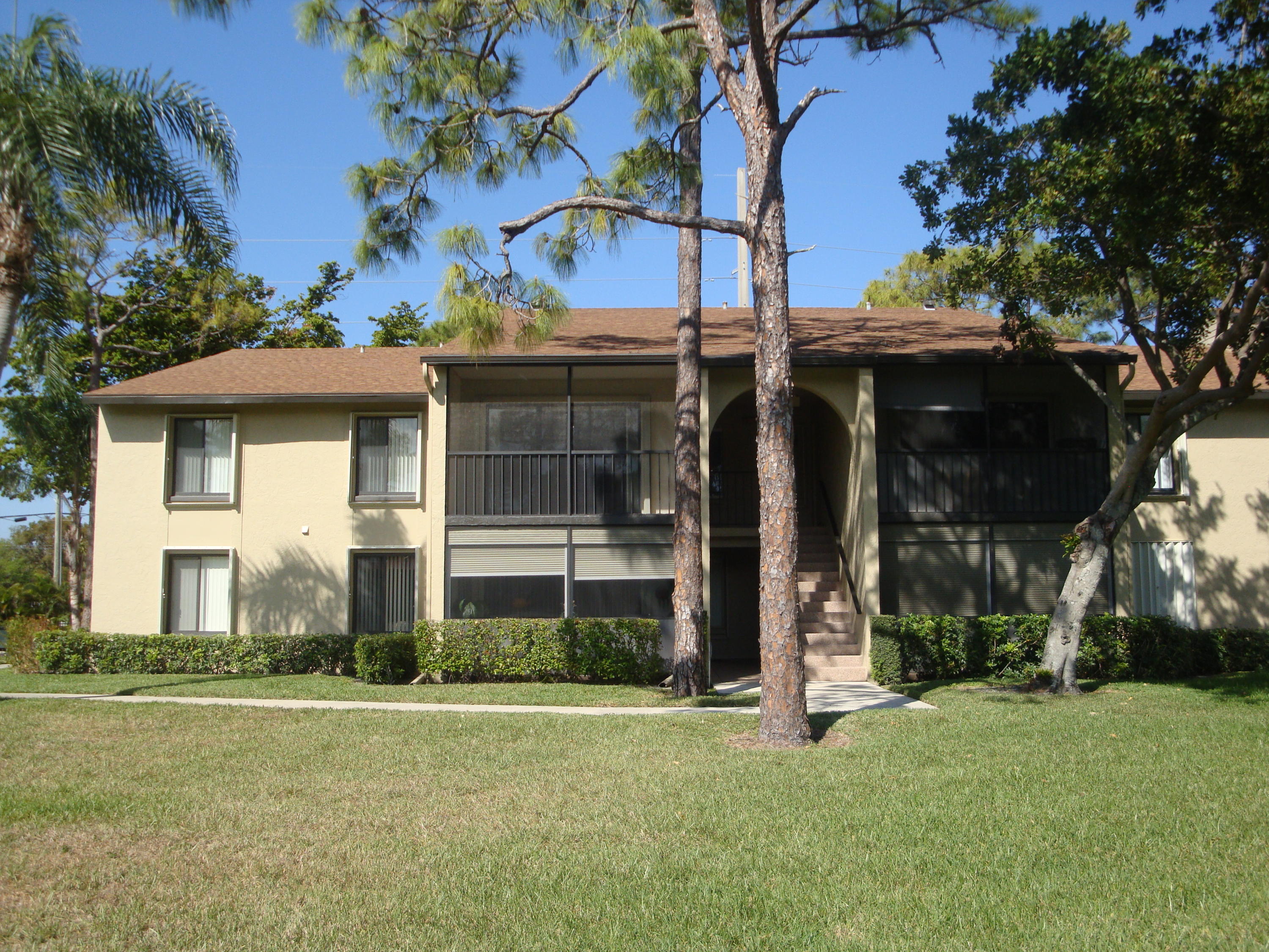 PINE RIDGE NORTH VILLAGE III  CONDO - Residential