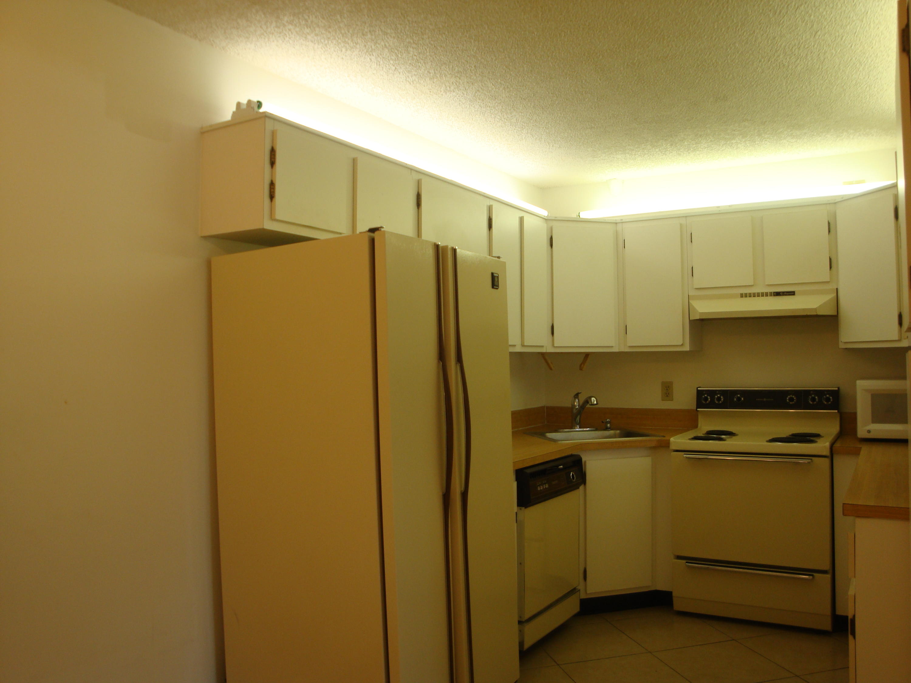 PINE RIDGE NORTH VILLAGE III  CONDO - Residential