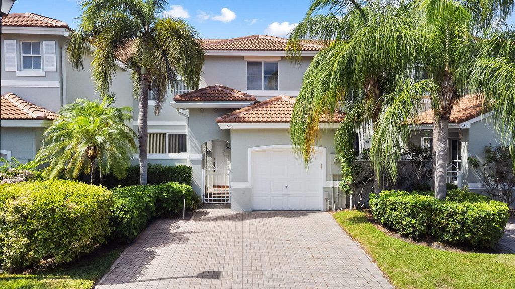 Photo of 931 Lemonwood Court, Hollywood, FL 33019 (MLS # B26023073)